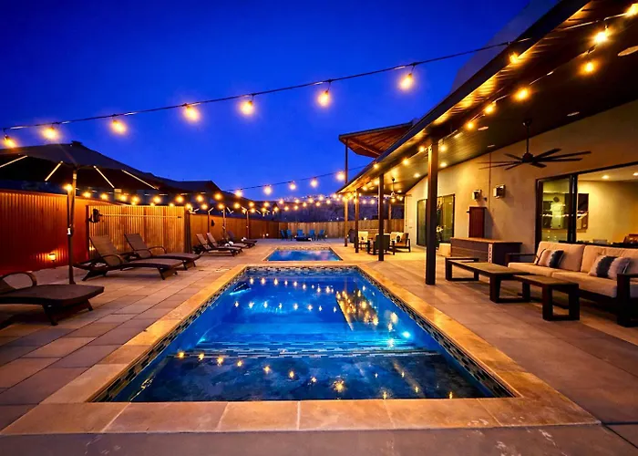 Moab Desert Hideaway 6-Bedroom Luxury Estate With Year-Round Pool & 2 Hot Tubs
