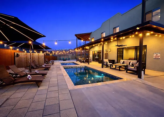 Moab Desert Hideaway 6-Bedroom Luxury Estate With Year-Round Pool & 2 Hot Tubs
