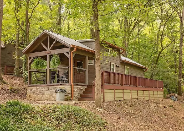 Gabriele Cabin Rustic Retreat Near Downtown Chattanooga