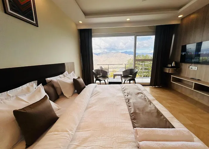 Hotel The Mountain Bliss Retreat - A Open Terrace & Garden Near Jw Marriott Masuri