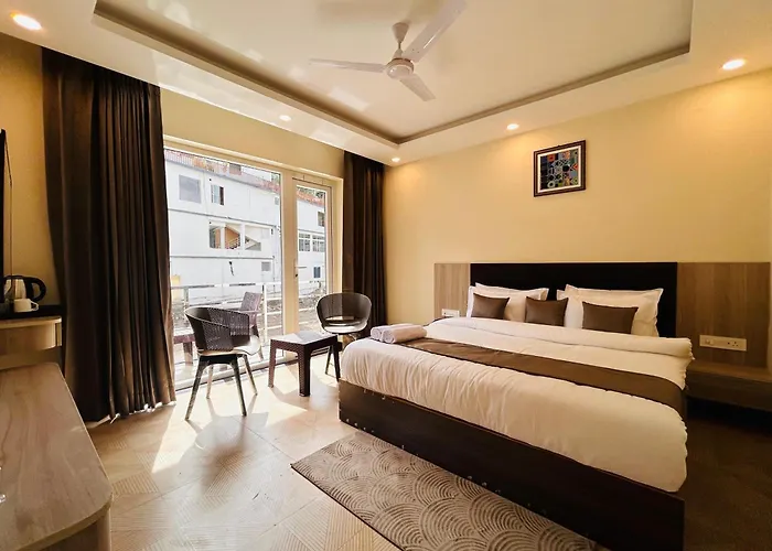 Hotel The Mountain Bliss Retreat - A Open Terrace & Garden Near Jw Marriott Masuri