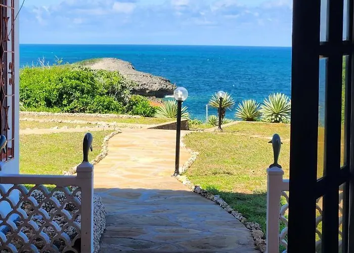 Kilulu Luxury Island - Villa On It'S Own Private Island - Usd1,000 Per Night For Up To 10 Guests - By Creek Oxley Malindi