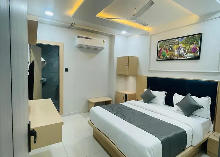 Hotel hills Ahmedabad