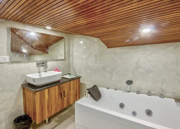 SSP INN Grand Resort Manāli