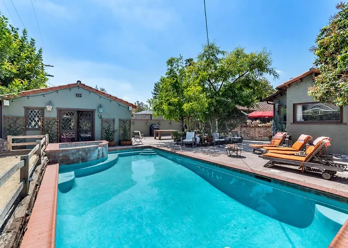 Hortense Pool + Spa Oasis Los Angeles