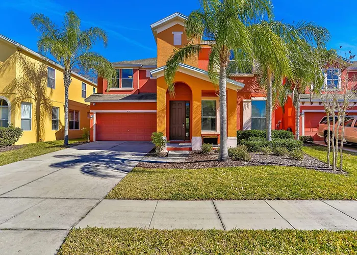 Colorful Home With Pool, Patio, Kitchen, Washer/Dryer, & Game Room Kissimmee