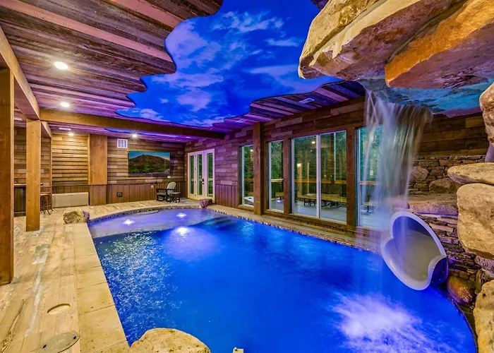 Secluded Luxe Cabin, Stunning Indoor Pool Wslide Pigeon Forge