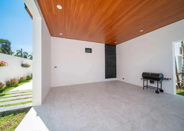 Yuan Villa Vip Rawai