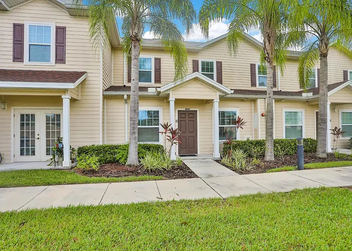 Luxurious Townhome W/ Free Wifi, Themed Kids Room & Shared Resort-Style Pool Kissimmee