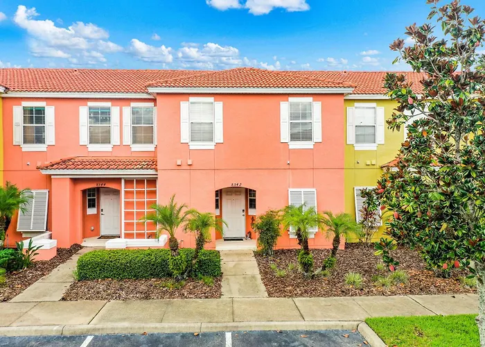 Two-Story, Dog-Friendly Gem Near Theme Parks With Pool, Central Ac & On-Site Gym Kissimmee