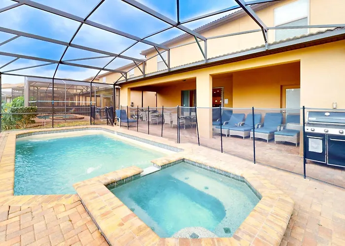 Spacious Home W/ Private Pool, Wifi, Central Ac, Private Washer/Dryer Kissimmee