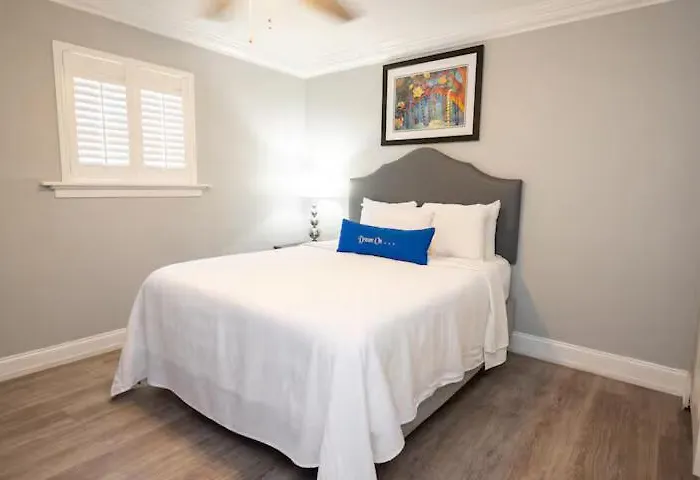 Aparthotel 2Br Marigny Retreat Near Frenchmen W Pool & Tub New Orleans