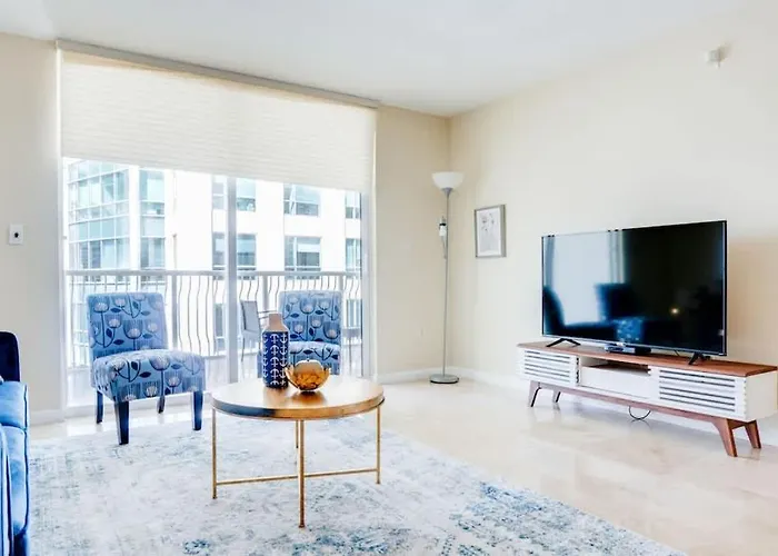 Beautiful New 1Br Brickell Suite-Parking-Sleeps 4 Miami