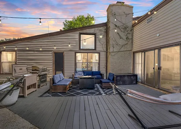 Pool•Hot Tub•15 Min To Airport•20 Min Dt/Riverwalk San Antonio