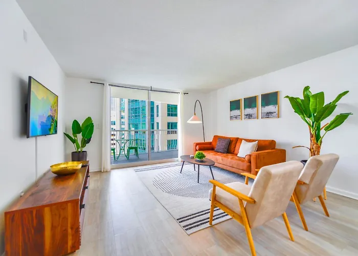 Villa Dazzling Views in Brickell Miami