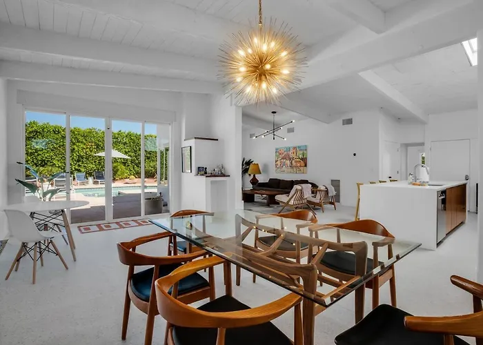 Villa Mid-Century Oasis W Heated Pool & Hot Tub 7Min Dt Palm Springs
