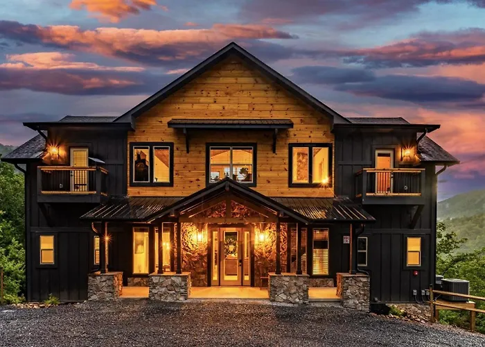 Secluded Luxe Cabin, Stunning Indoor Pool Wslide Pigeon Forge
