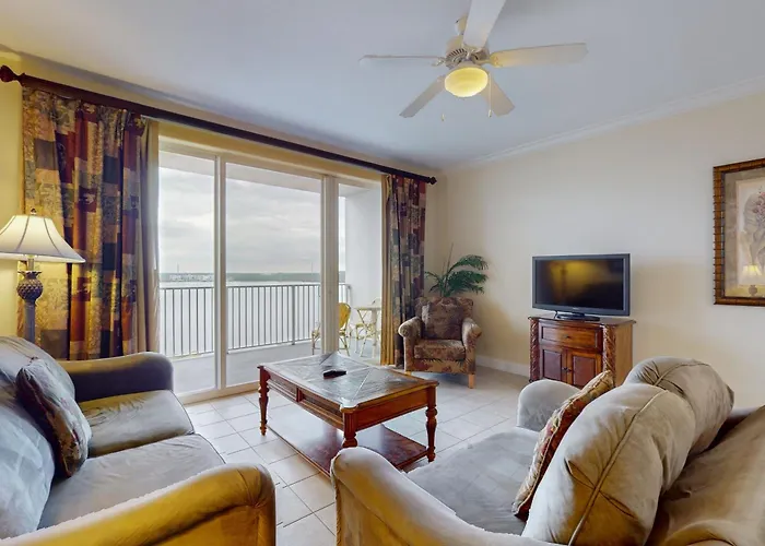 Lakefront Retreat Near Attractions With Lake View, Ac, Wifi, Pool, Hot Tub & Gym Orlando