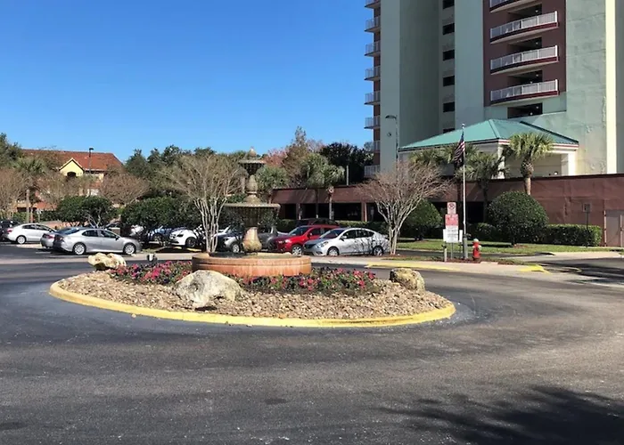 Luxury Waterfront Condo With Panoramic Views, Wifi & Close To Downtown Disney Orlando