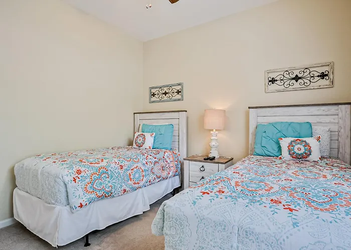 Friendly Condo With Pool And Hot Tub Access, Wifi, Central Ac, And Private W/D Orlando