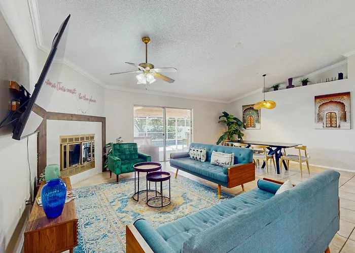 Spacious Home W/Private Pool, Hot Tub & Game Room Near Disney Orlando