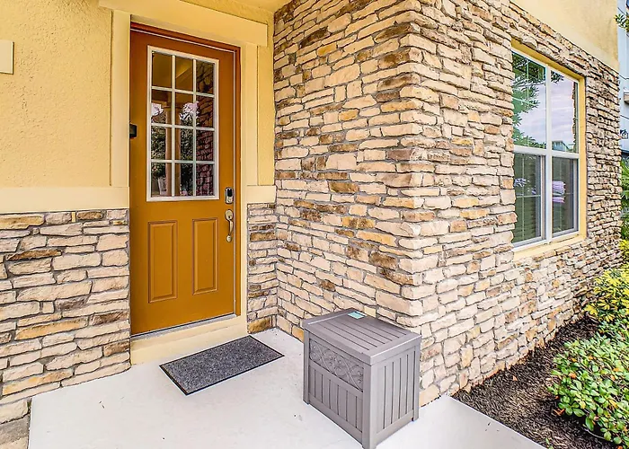 Resort Home With Private Pool, Patio, Foosball & 2 Living Areas - Near Disney Kissimmee
