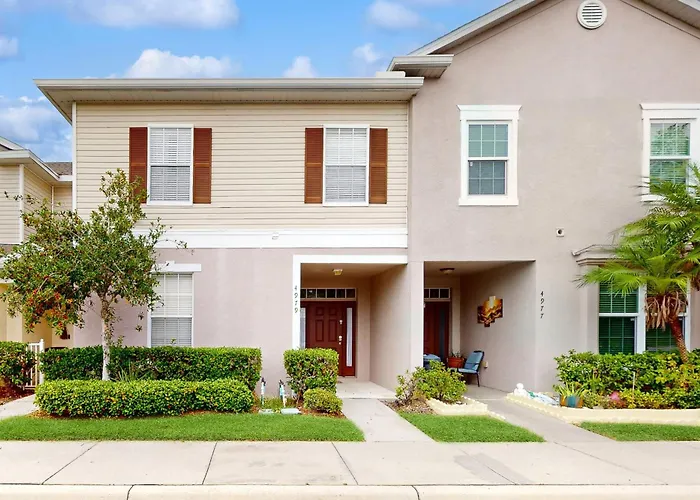 Updated Retreat With Pool Access, W/D, Ac, & Patio - Close To Disney Parks Kissimmee