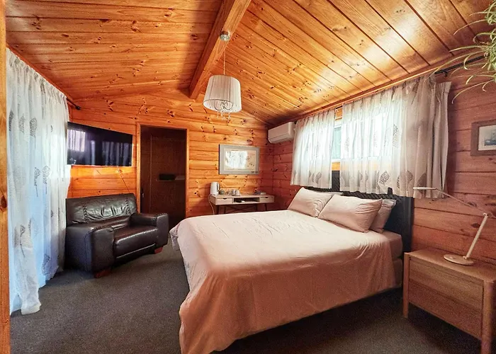 Secluded Room With A Spa Bath On A Private Terrace Rotorua
