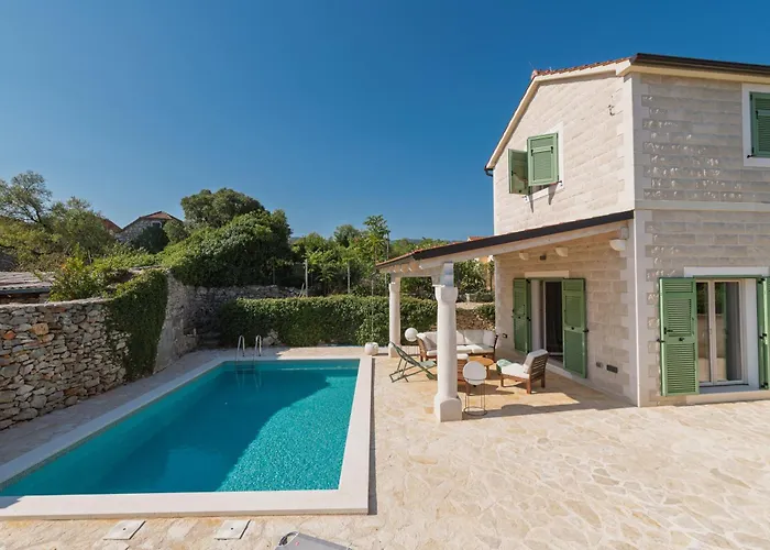 Villa Lesina By Villas Hvar Vrboska