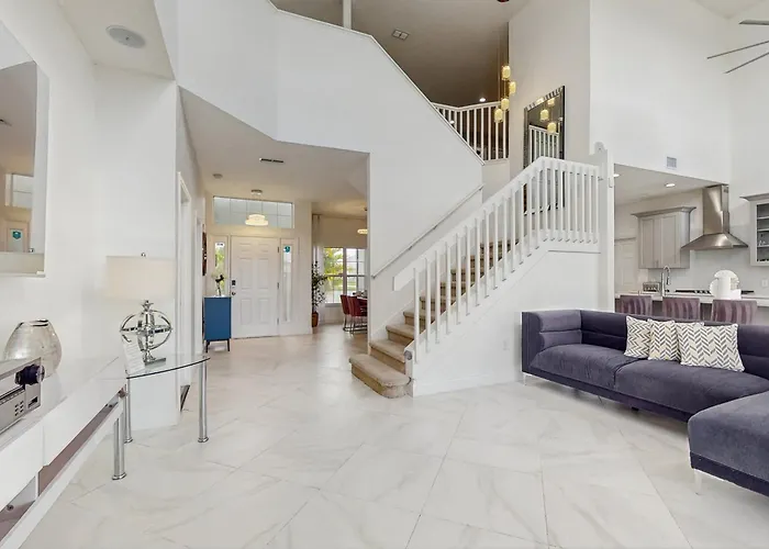Beautiful Home With Private Pool, Game Room And Basketball Court Kissimmee