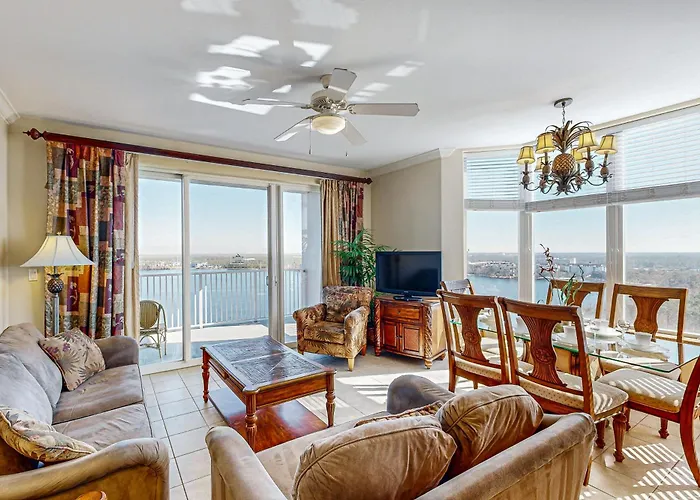 Dog-Friendly Lakefront Condo W/Wifi, W/D, Ac, Resort Amenities, Near Attractions Orlando