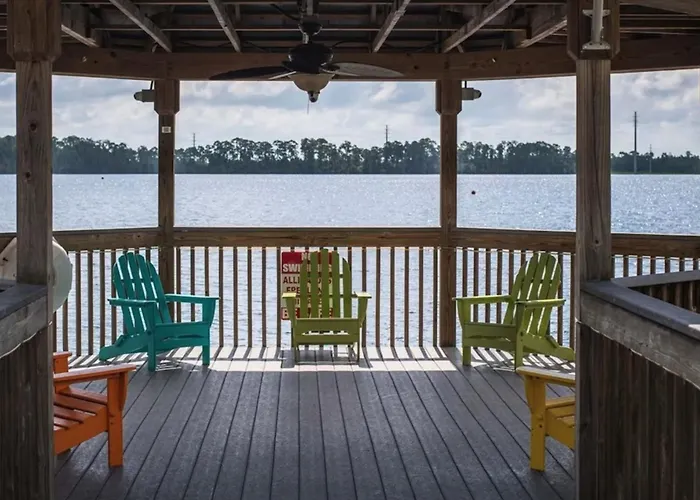 Luxury Waterfront Condo With Panoramic Views, Wifi & Close To Downtown Disney Orlando