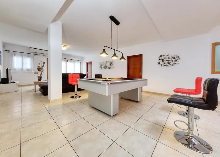 Villa Flavia - Pool, Bbq And Game Room By Lanzarote Vacation Homes Playa Blanca 