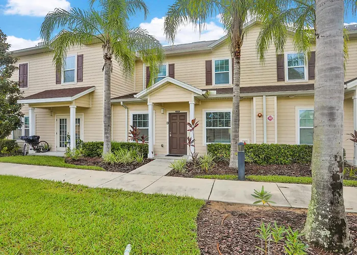 Luxurious Townhome W/ Free Wifi, Themed Kids Room & Shared Resort-Style Pool Kissimmee