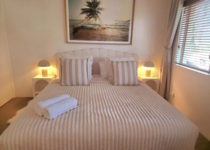 Noosa - Private Villa - Tropical Resort Noosaville
