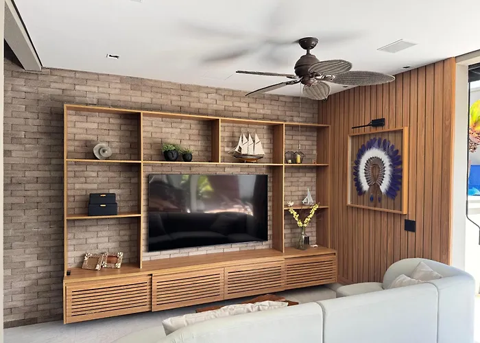 Casa De Luxo Com Enxoval Completo, 4 Quartos, Area Gourmet, Piscina, Academia, Quadra Particular, Lago E Vista Privilegiada Bertioga