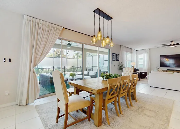 Beautiful Home With Private Pool And Space For The Whole Family Kissimmee