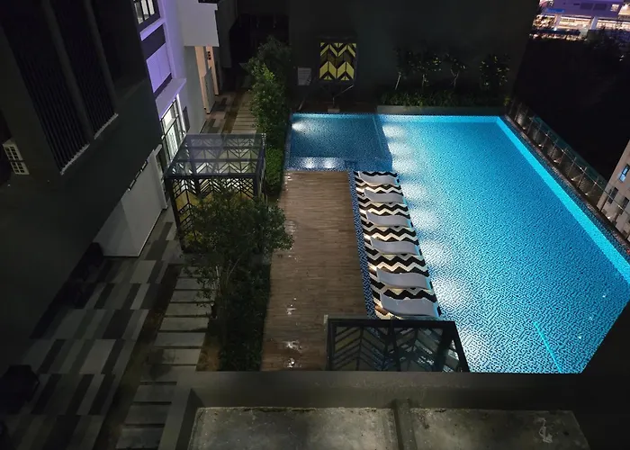 F&N Homestay, Alinea Suite Shah Alam
