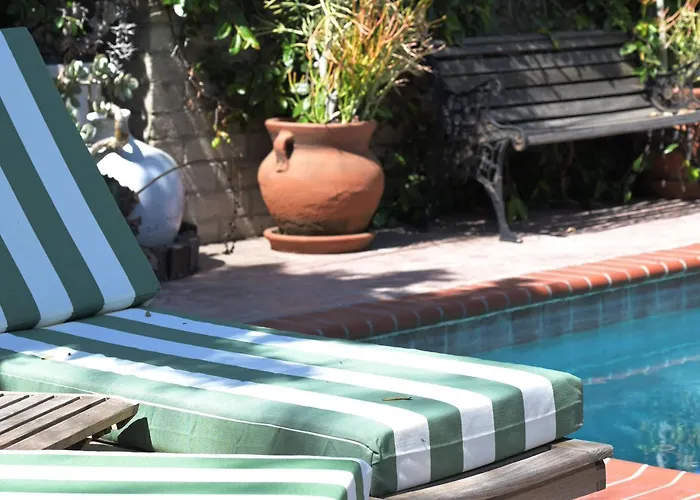Hortense Pool + Spa Oasis Los Angeles
