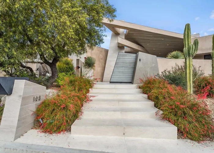 Big Horn Retreat 4 Bed 4 Ensuite Bath Mnt Golf Course Views Epic Backyard. Palm Desert