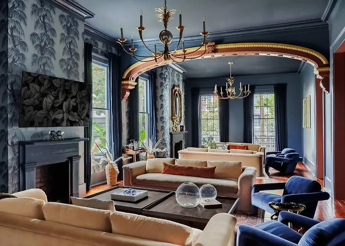 Luxurious 9Br Inn Heated Pool & Spa New Orleans