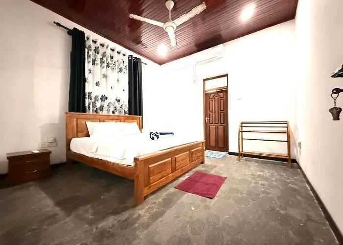 Js Luxury Villa & Rooms Negombo
