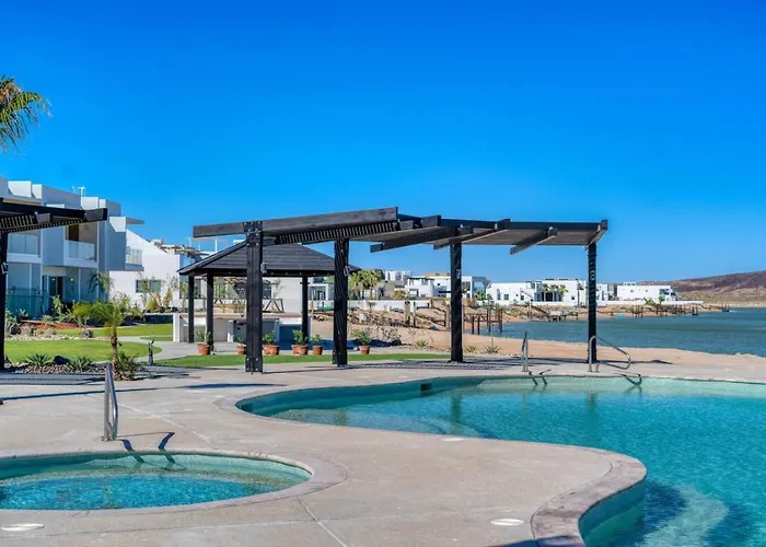 Relaxing Family Spot. Pool, Lagoon, Beach Walk B6 Puerto Peñasco