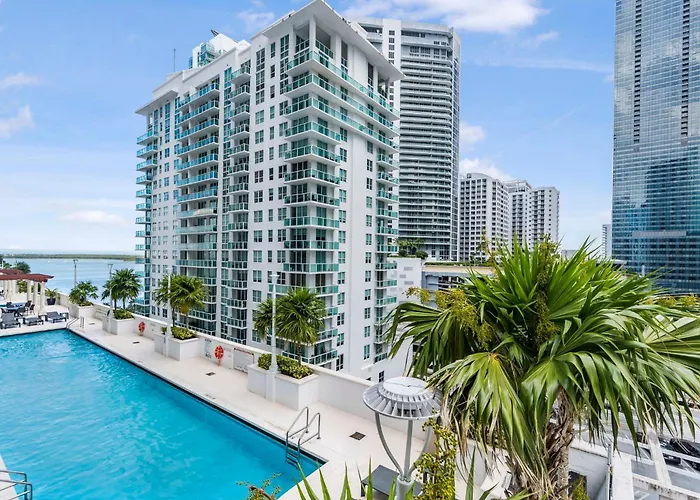Villa Dazzling Views in Brickell Miami