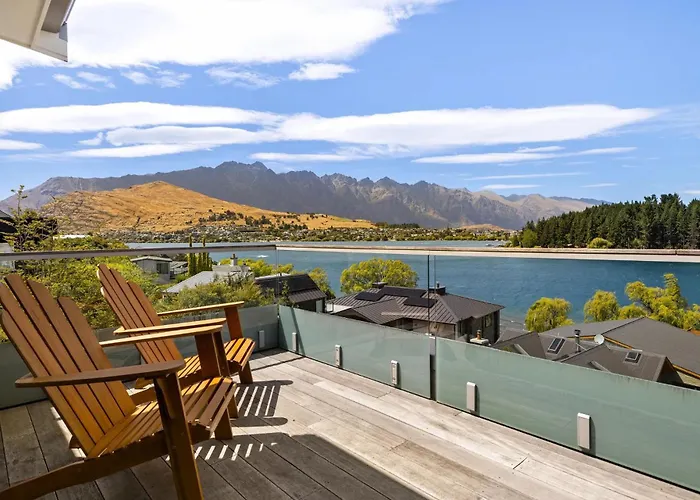 10 The Terrace - Lake Views - Hot Tub Queenstown