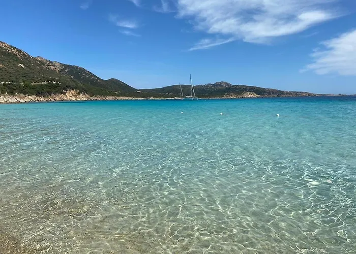 Villa Capo Blue Rom