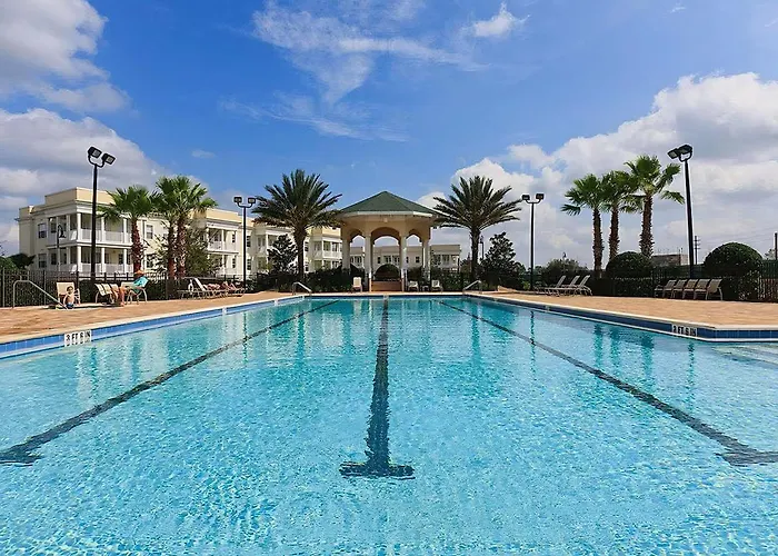 Top-Floor 2Br Condo With Golf Course Views, Garage & Reunion Resort Amenities Kissimmee
