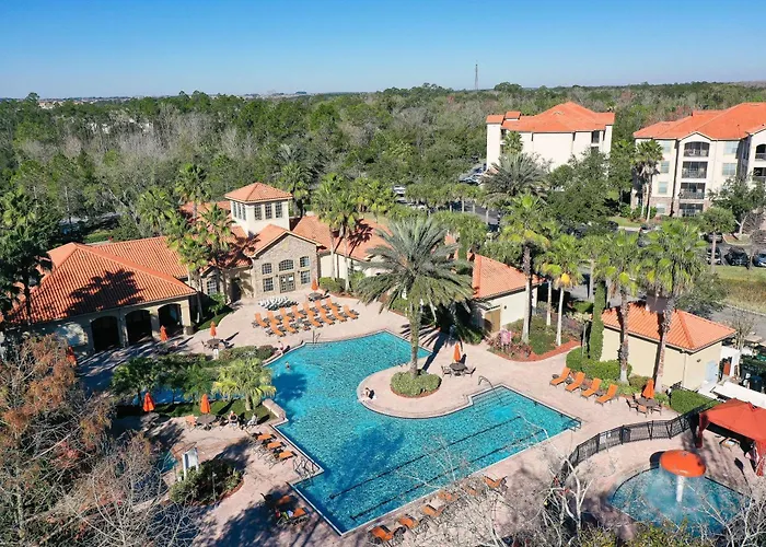 Gated Golf Condo With On-Site Pool, Hot Tub, Screened Balcony, & Washer/Dryer Kissimmee