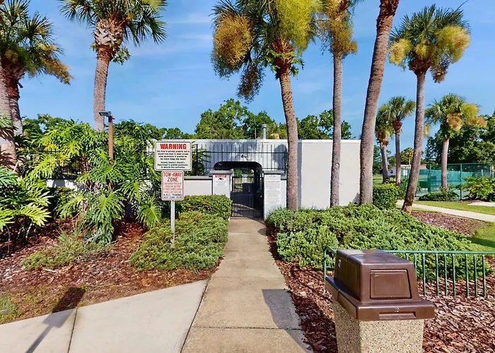 Spacious Home W/Private Pool, Hot Tub & Game Room Near Disney Orlando