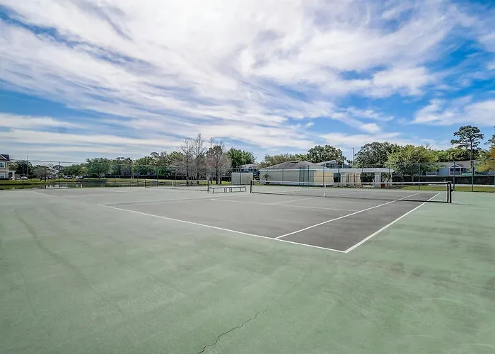 Spacious Townhouse With Jetted Tub, Game Room, Heated Pool & Fitness Amenities Kissimmee